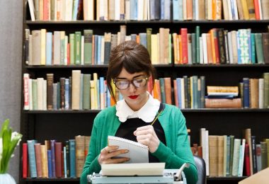 How to become a freelance librarian