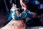 how much do tattoo artists make